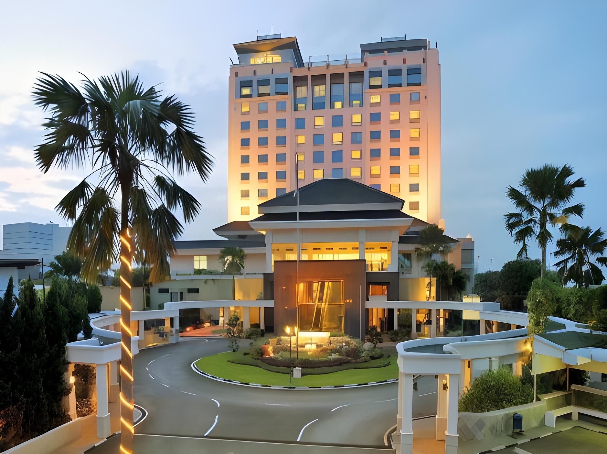 HOTEL SANTIKA PREMIERE JAKARTA